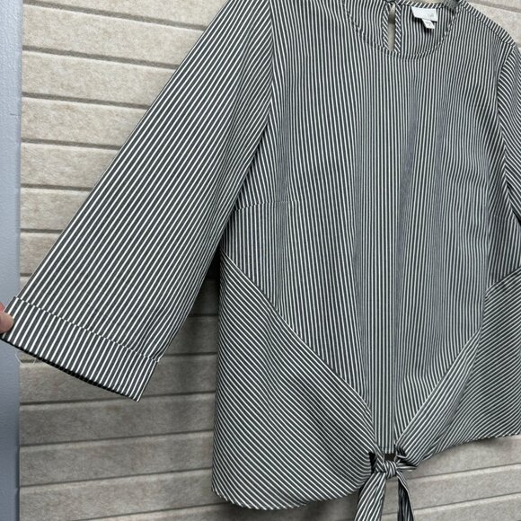 J Jill Striped Tie-Front Top Black White 3/4 Sleeve Women’s M - Picture 2 of 10